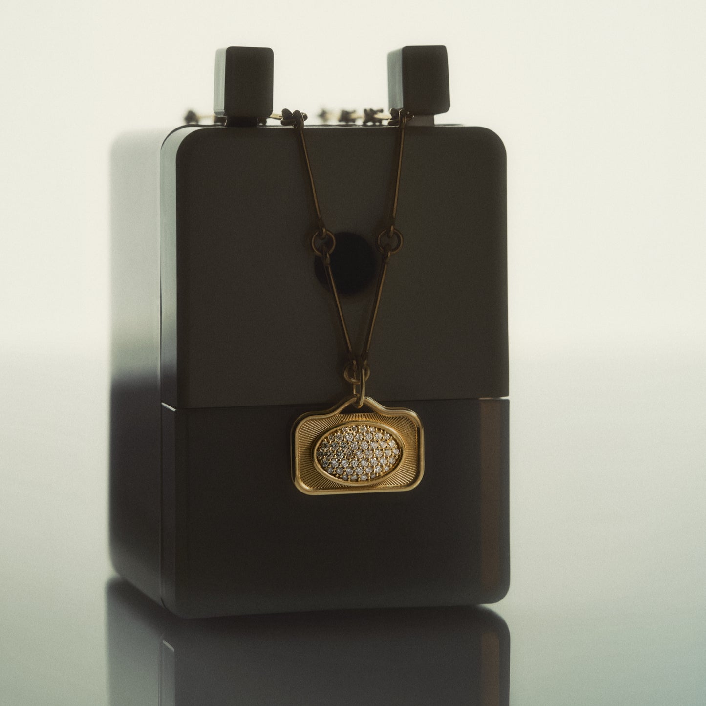 Oval Diamonds Rays Pendant