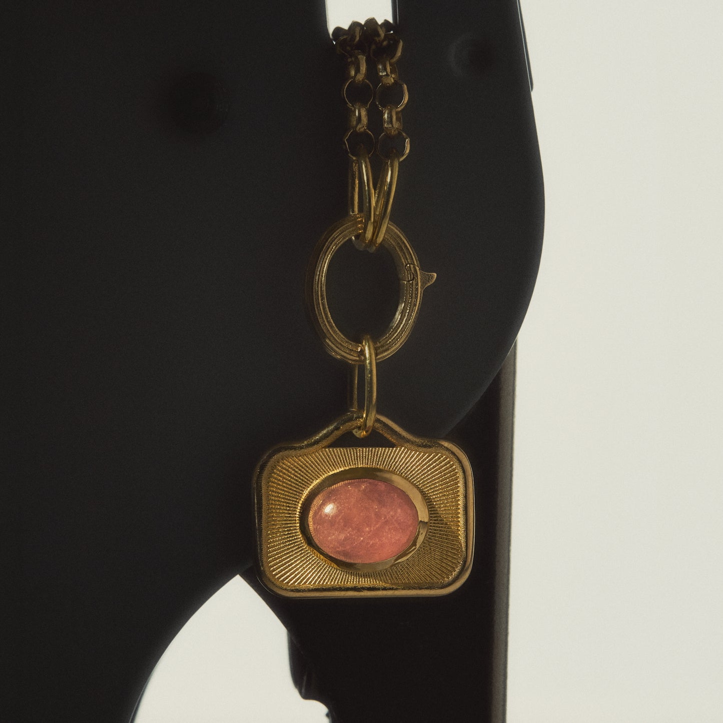 Oval Pink Quartz Rays Pendant