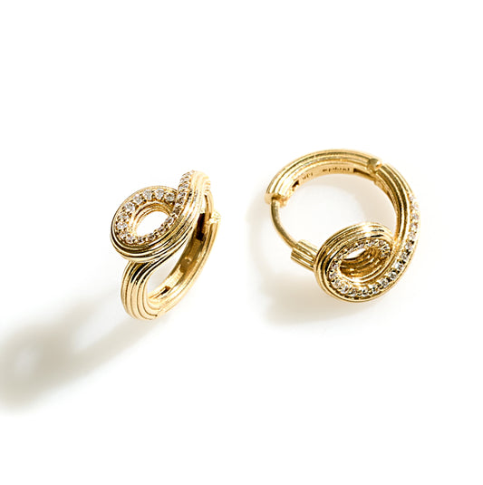 Wave Diamonds Earrings